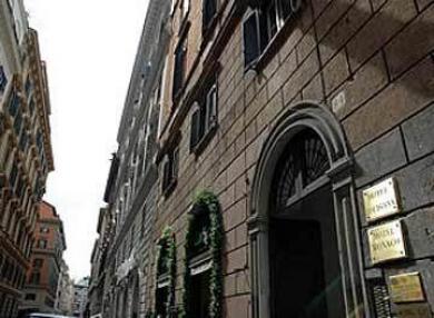 Nuova Monaco Hotel *